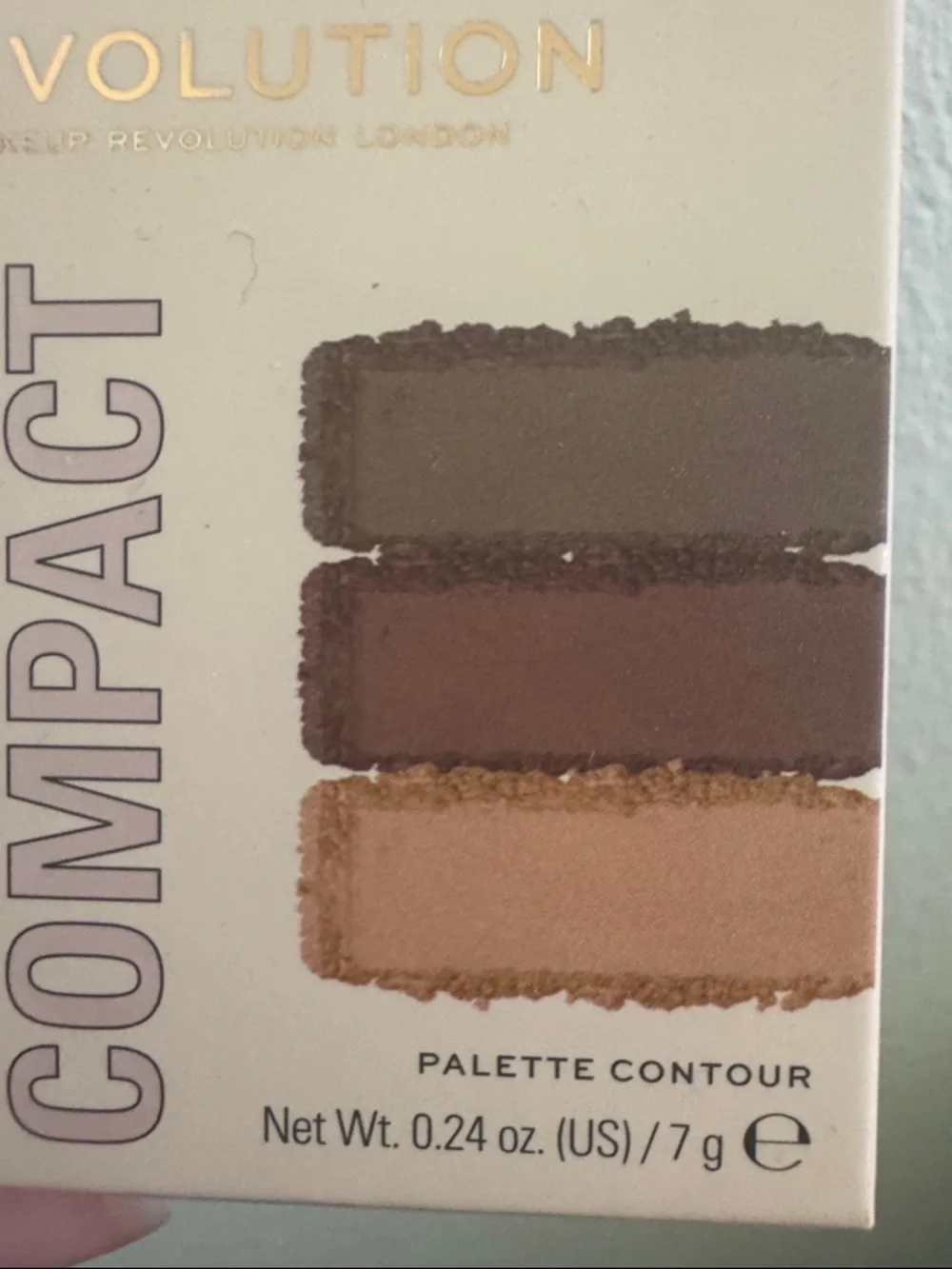 Revolution compact contour